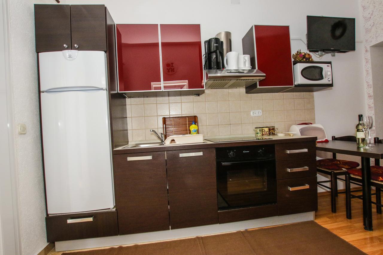 Apartments Finida Porec Bagian luar foto